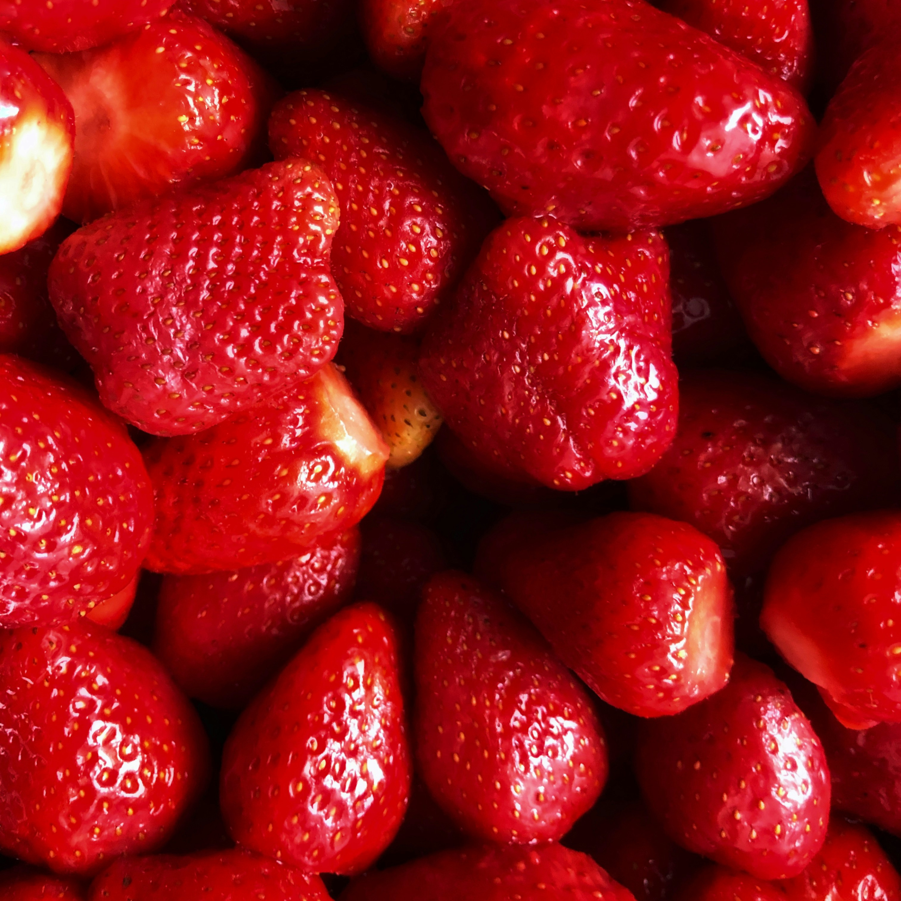 yumrich プラントベースアイス(ストロベリー)2Lバルク