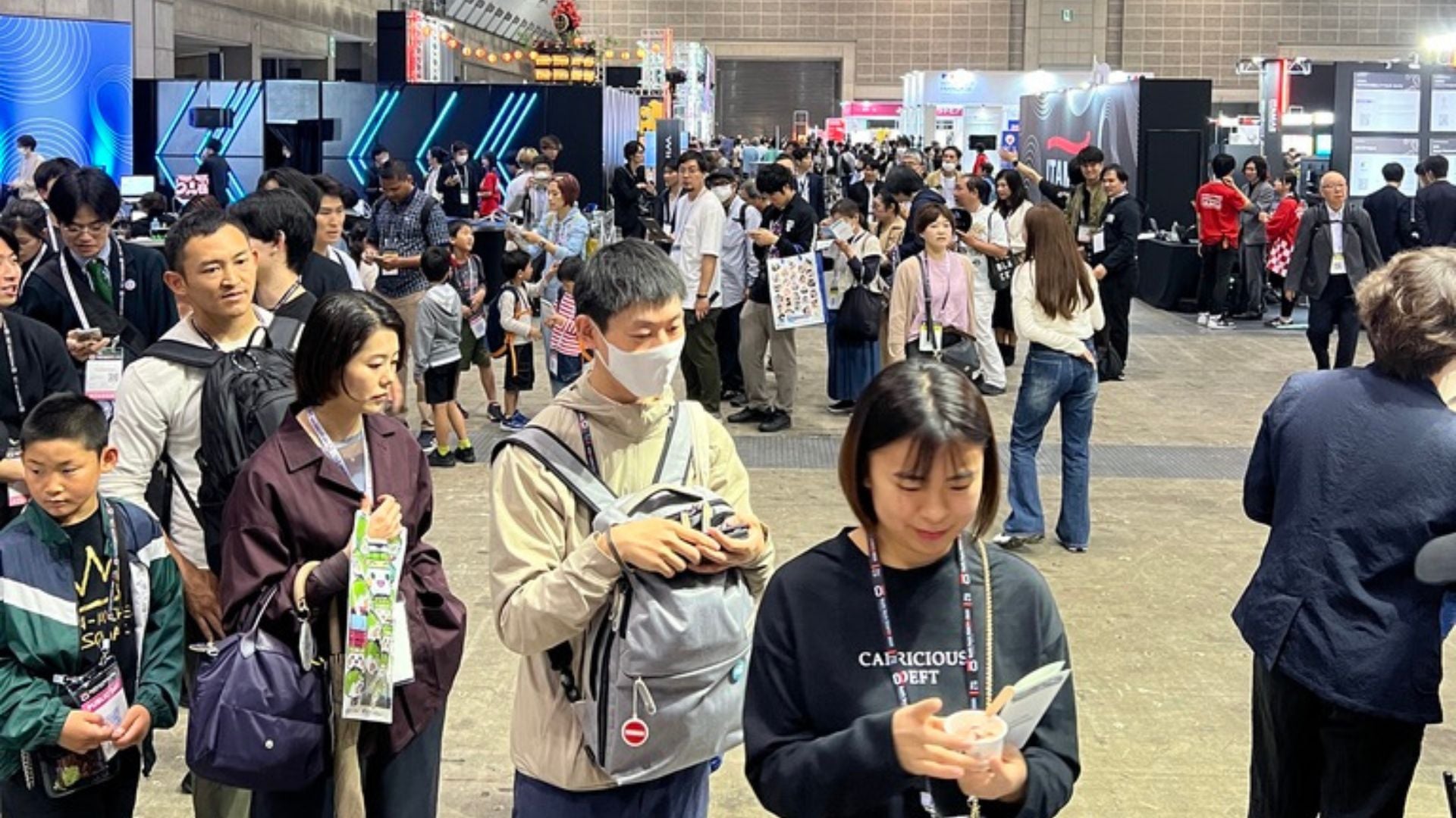 【出展報告】SusHi Tech Tokyo 2025にて無料サンプリングを実施、10分で300名超が来場